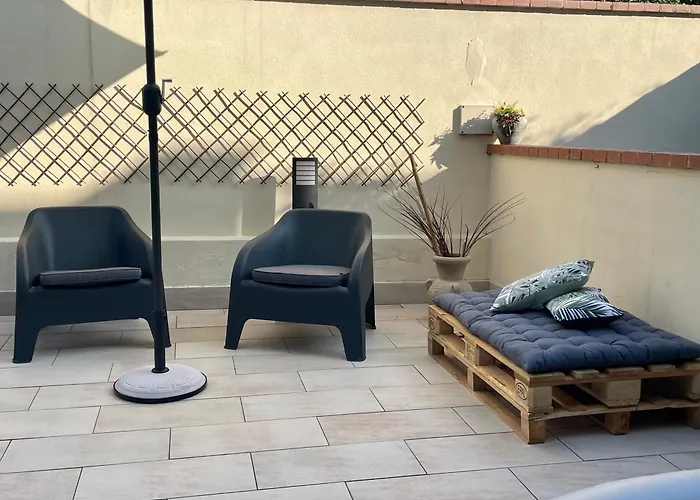 דירה Flat With Terrace & Pool *