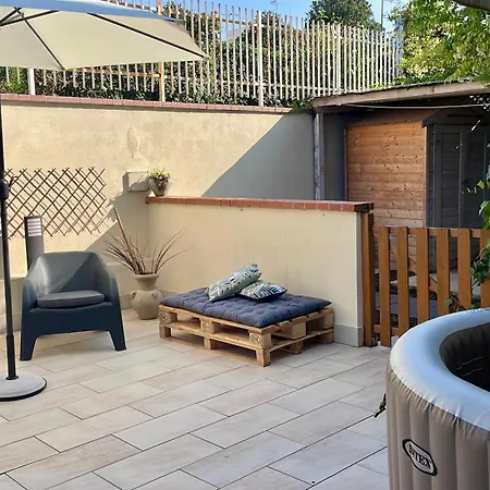 Daire Flat With Terrace & Pool